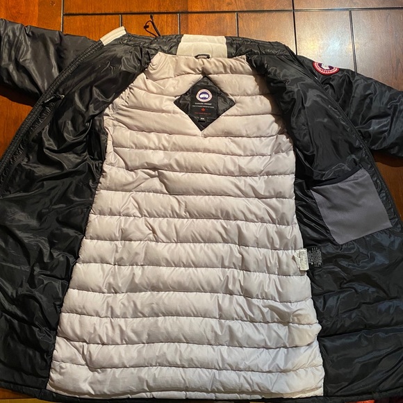 Canada Goose Camp Coat Size M - Picture 7 of 16